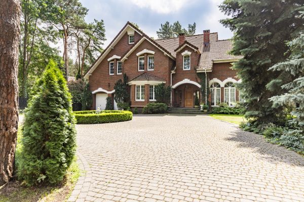 Driveway Brick Repair in Lakeville